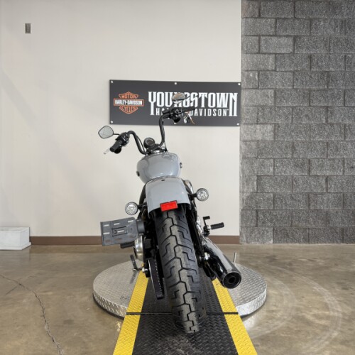2026 Harley-Davidson® Street Bob® FXBB thumb 2