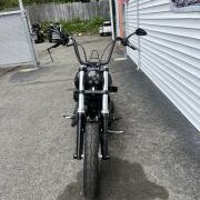 2016 Harley-Davidson® Street Bob® Vivid Black thumb 2