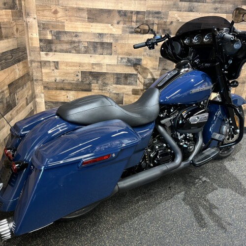 2019 Harley-Davidson® Street Glide® Special Billiard Blue  FLHXS thumb 2