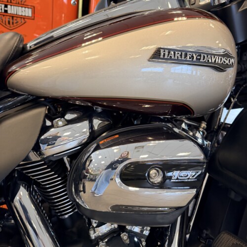 2018 Harley-Davidson Electra Glide Ultra Classic FLHTCU thumb 0