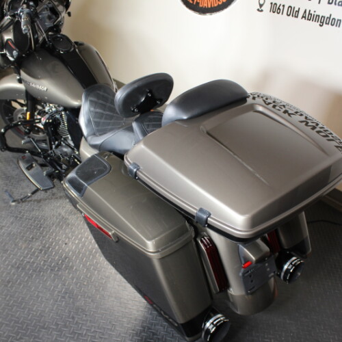 2021 CVO™ Street Glide® FLHXSE  thumb 0