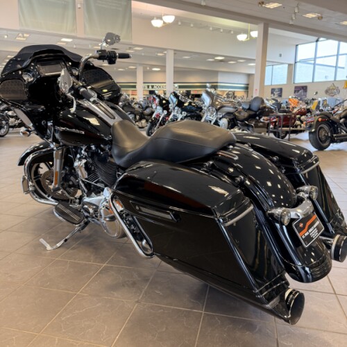 2017 USED HARLEY-DAVIDSON ROAD GLIDE SPECIAL FLTRXS thumb 0