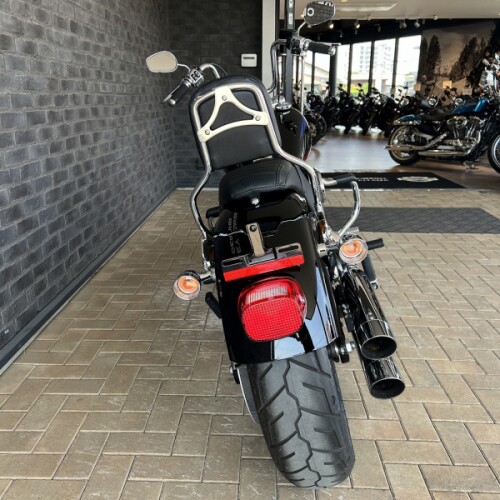 2018 Harley-Davidson® Low Rider® Vivid Black thumb 1