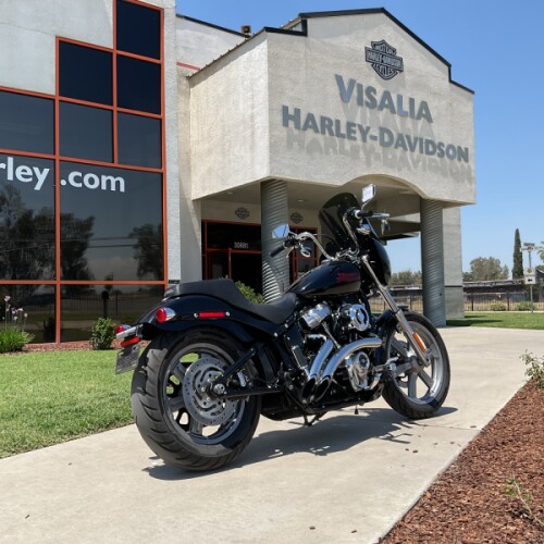 FXST 2023 Softail® Standard thumb 3