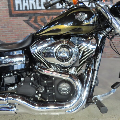 2015 Harley-Davidson® Wide Glide® FXDWG thumb 2