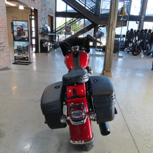 2026 Harley-Davidson® Heritage Classic FLHC thumb 0
