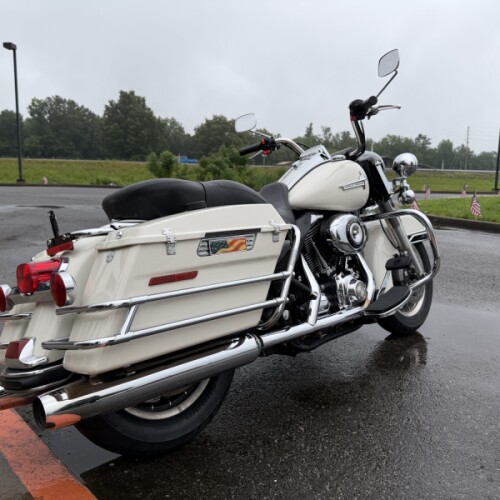 2008 Harley-Davidson® Police Road King® Birch White thumb 1