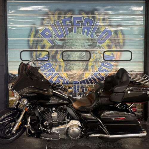 2016 Harley-Davidson® Ultra Limited Low Black Quartz thumb 3