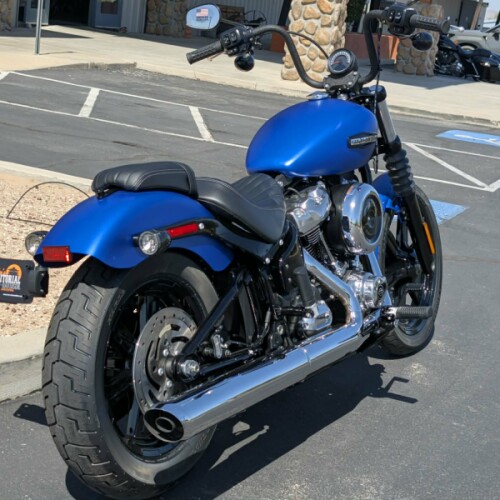 2026 Harley-Davidson® Street Bob® Aurora Blue Denim w/Cast Wheels thumb 1