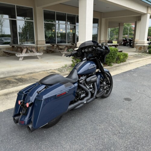 FLHXS 2019 Street Glide® Special thumb 3