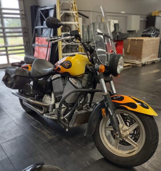 2001 Standard Cruiser V01CB15DG 