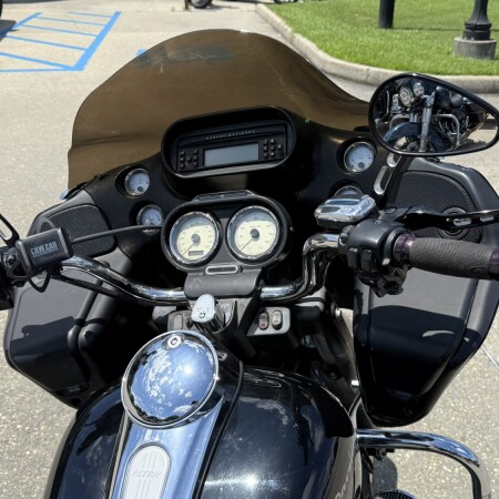 2010 Harley-Davidson® Road Glide® Custom thumb 3