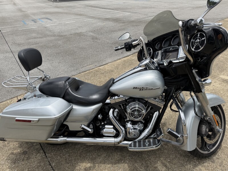 2015 Harley-Davidson® Street Glide® Special Brilliant Silver