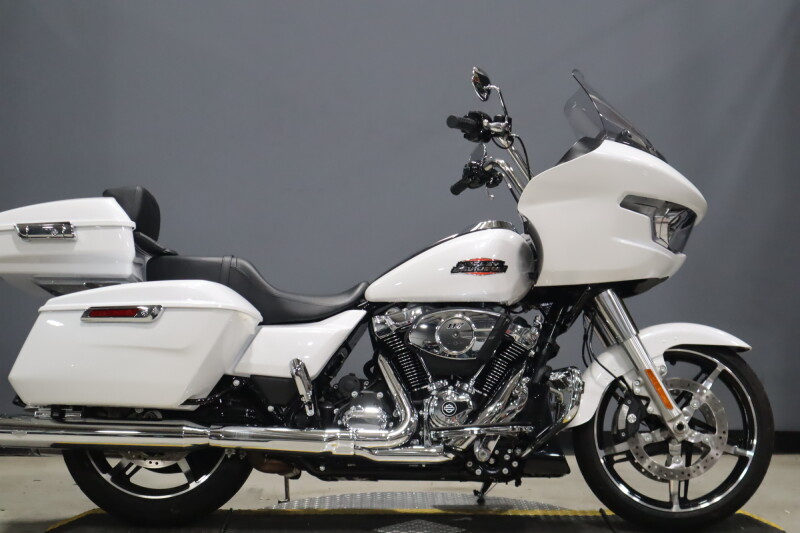 2024 Harley-Davidson<sup>®</sup> Road Glide® FLTRX