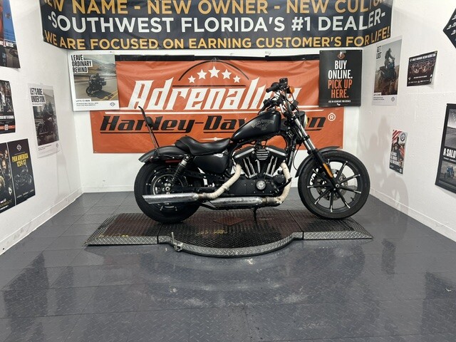 2016 Harley-Davidson® Iron 883™ | Pre-Owned Sport Motorcycle