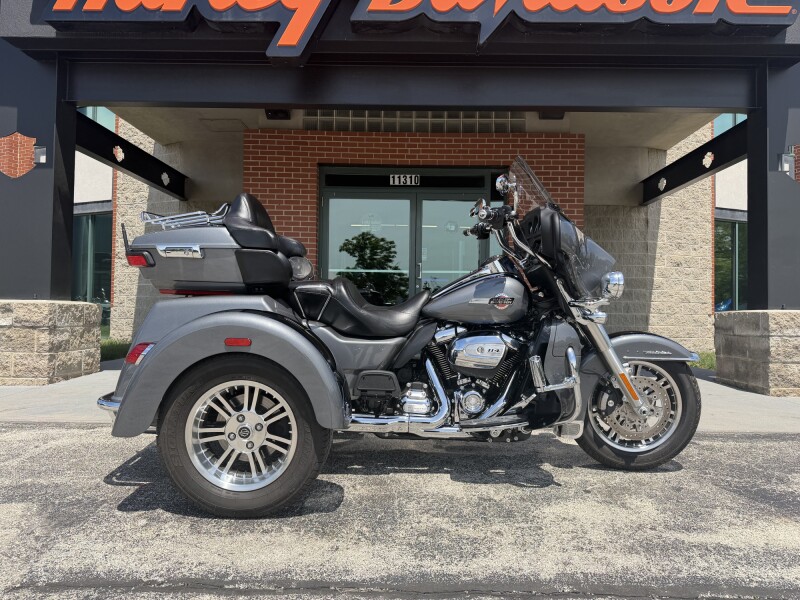 FLHTCUTG 2022 Tri Glide® Ultra