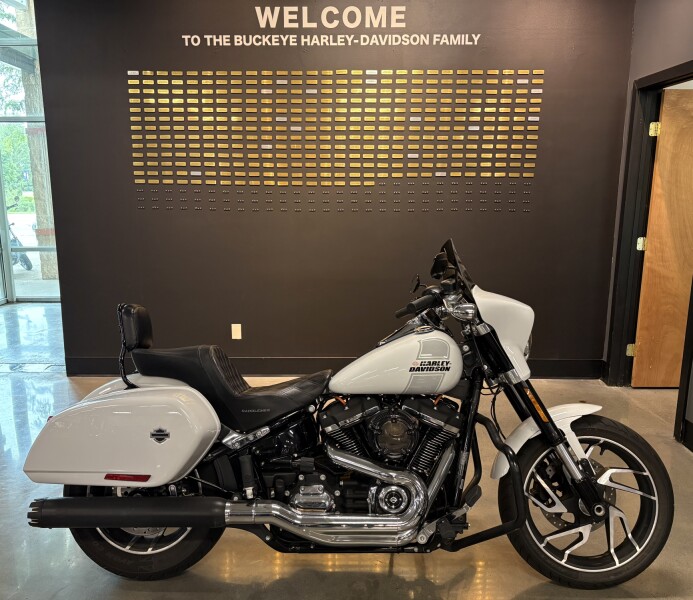 2021 Harley-Davidson® Sport Glide® Stone Washed White Pearl