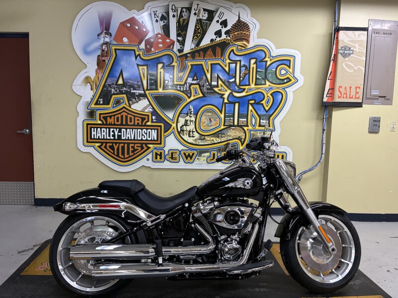 2026 Harley-Davidson® Fat Boy® Vivid Black Chrome Trim FLFB