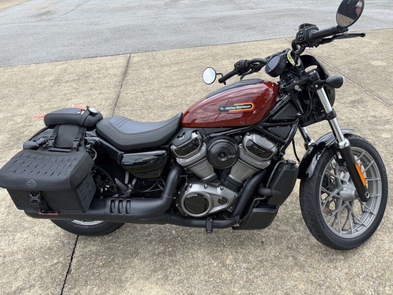 2024 Harley-Davidson® Nightster™ Special RED ROCK