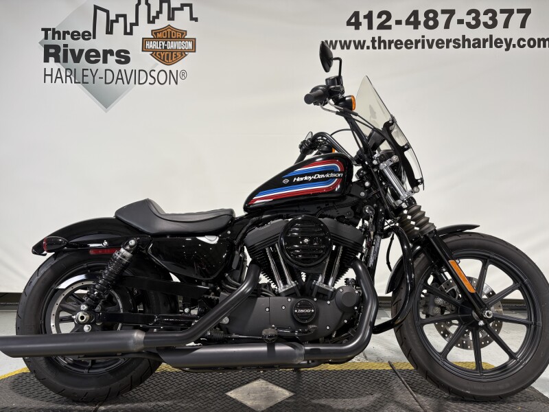 2021 Harley-Davidson® Iron 1200™ Vivid Black