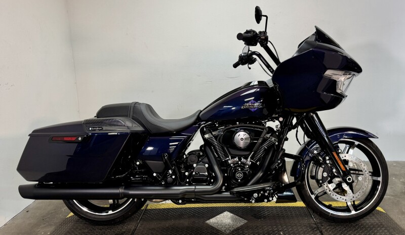 FLTRX 2025 Road Glide™