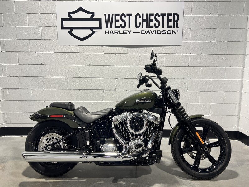 2026 Harley-Davidson® Street Bob® Olive Steel Metallic FXBB