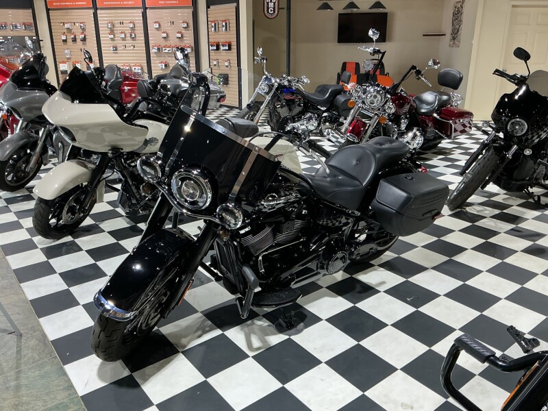FLHCS 2019 Heritage Classic 114