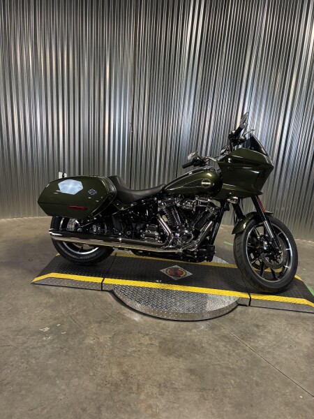 2026 Harley-Davidson® Low Rider® ST Olive Steel Metallic Chrome Trim