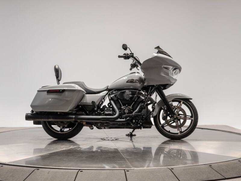 2024 Harley-Davidson® FLTRX Road Glide® Billiard Gray - Black Finish