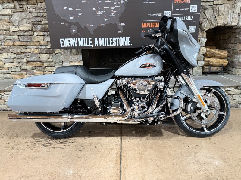 2026 FLHX - STREET GLIDE