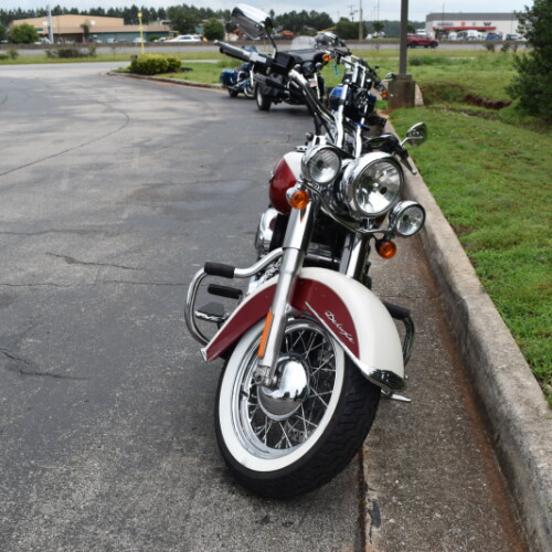 2013 Softail® Deluxe thumb 2