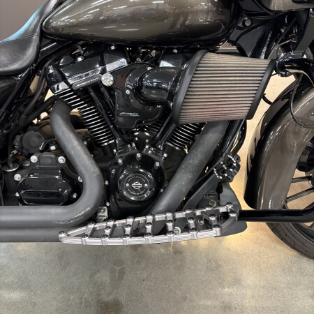 2020 Harley-Davidson® Road Glide® Special River Rock Gray thumb 1