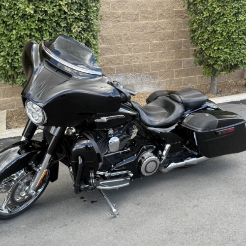 FLHXSE 2015 CVO™ Street Glide® thumb 0