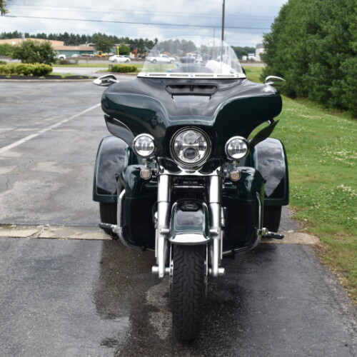 FLHTCUTG 2024 Tri Glide™ Ultra thumb 2