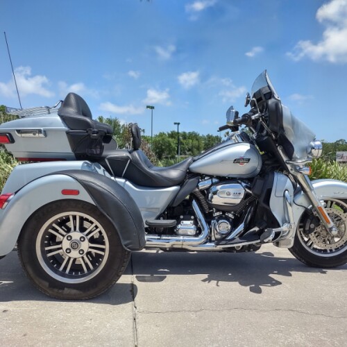 Harley-Davidson® Tri Glide® Ultra 2023 thumb 3