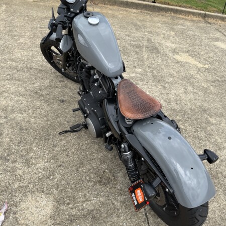 2020 Harley-Davidson® Iron 883™ River Rock Gray thumb 1