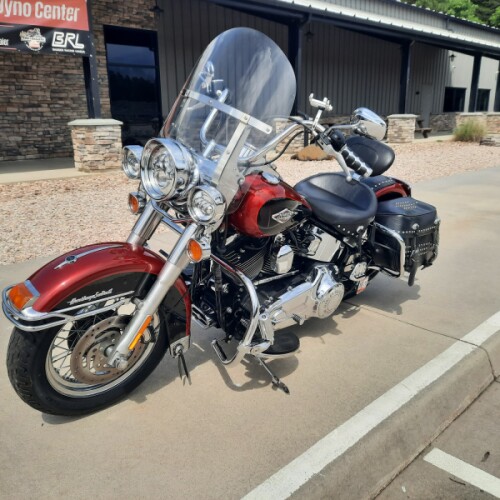 2012 Harley-Davidson® Heritage Softail® Classic Two-Tone Ember Red Sunglo/Merlot Sunglo thumb 3