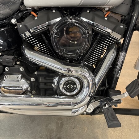 2021 Harley-Davidson® Sport Glide® Stone Washed White Pearl thumb 1