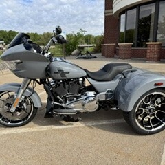 2026 Harley-Davidson® Road Glide 3 DRK BILIARD GRY thumb 3