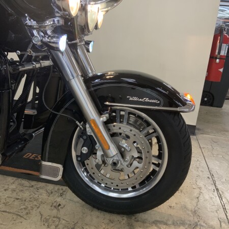 FLHTCUTG 2010 Tri Glide® Ultra Classic® thumb 1