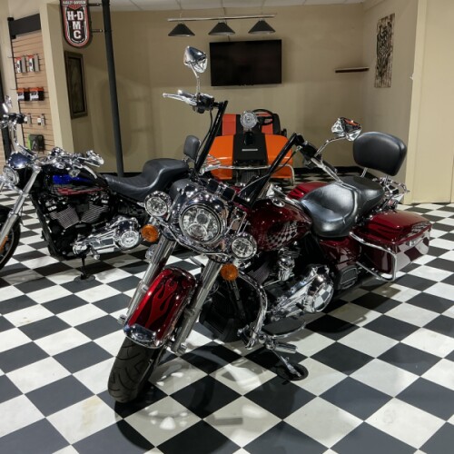 FLHR 2017 Road King® thumb 2