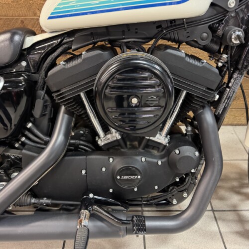 2019 Harley-Davidson® Iron 1200™ Billiard White  XL1200NS thumb 2
