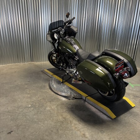 2026 Harley-Davidson® Low Rider® ST Olive Steel Metallic Chrome Trim thumb 2