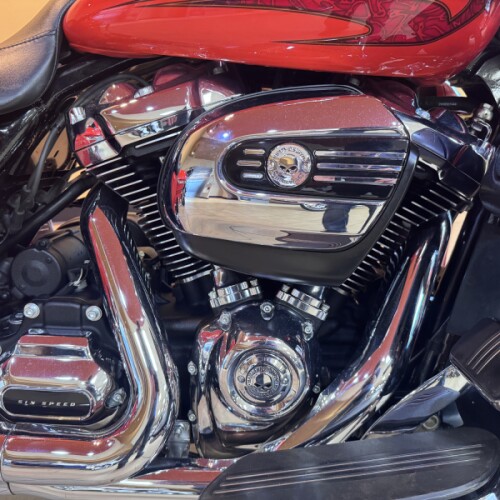 2017 Harley-Davidson® Road Glide® Special Custom Colour Laguna Orange thumb 2