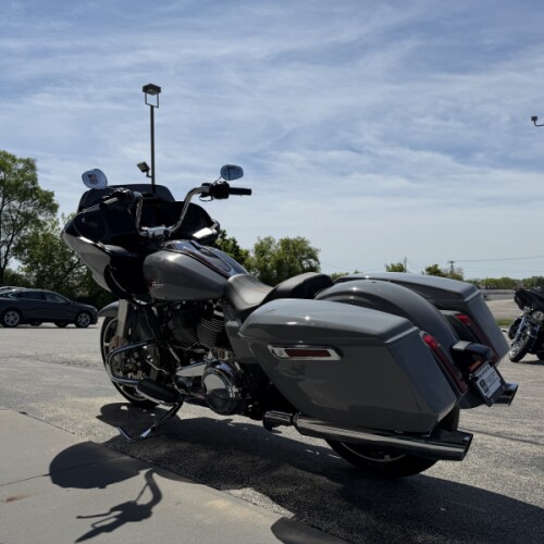 FLTRX 2026 Road Glide® thumb 1