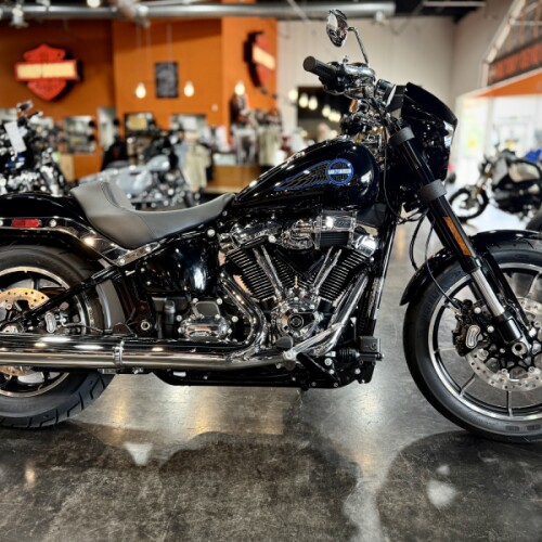 2026 Harley-Davidson® Low Rider® S Vivid Black/ Chrome Trim thumb 3