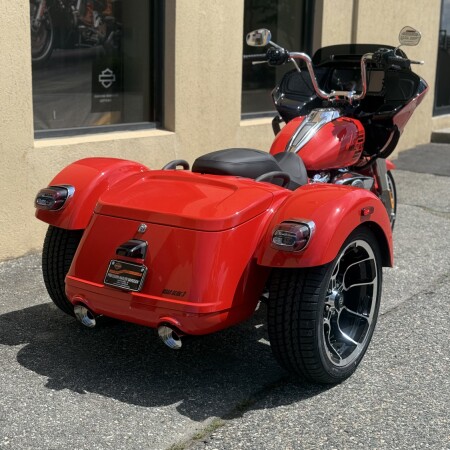 2026 Harley-Davidson® Road Glide 3 FLTRT thumb 1
