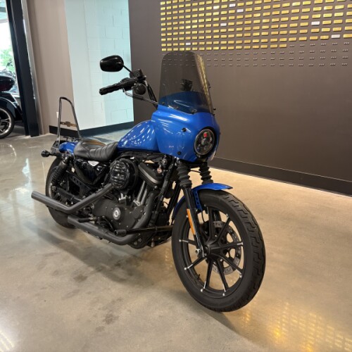 2019 Harley-Davidson® Iron 883™ Black Denim thumb 3