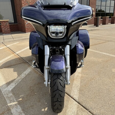 2026 Harley-Davidson® Street Glide 3 Limited Purple Abyss / Vivid Black Chrome Trim thumb 1