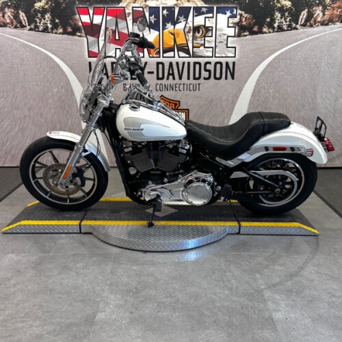 2018 FXLR Low Rider® thumb 0